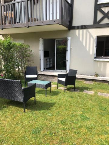 Magnifique 2P En Rez-De-Jardin Oriente Sud A 2 Pas De La Plage Cabourg Exterior foto